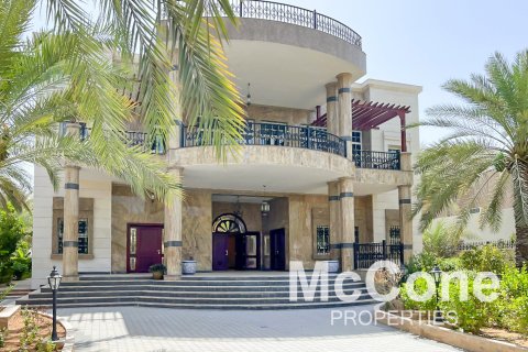 6 bedrooms Villa in Emirates Hills, UAE No. 74938 21