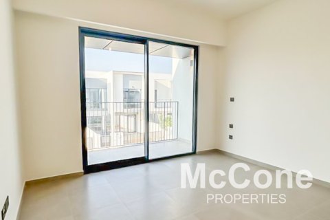 Townhouse de 3 dormitorios en The Valley, UAE No. 74950 9
