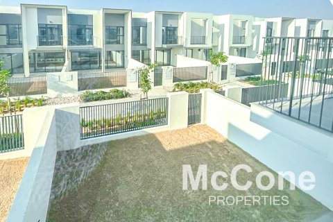 Townhouse de 3 dormitorios en The Valley, UAE No. 74950 21
