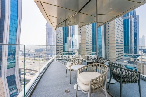 Apartment de 2 dormitorios en The Address Sky View Towers, UAE No. 76805 3