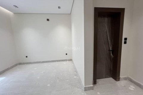 3 bedrooms Apartment in Riyadh, Saudi Arabia No. 67417 3