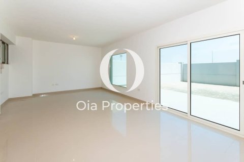 Villa de 3 dormitorios en Al Samha, UAE No. 18021 4