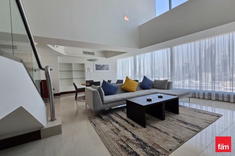 Appartement de 2 chambres à Dubai, UAE No. 100494 1