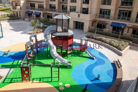 3 bedrooms Apartment in Doha, Qatar No. 58578 8