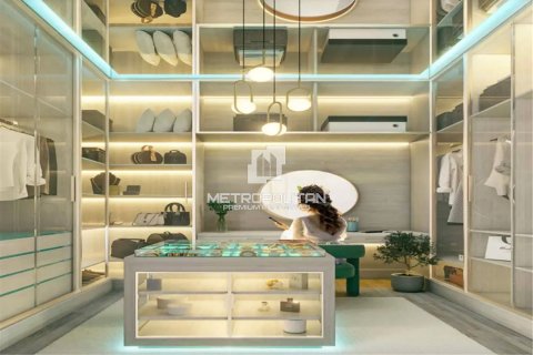 Apartment de 4 dormitorios en District One, UAE No. 78824 8