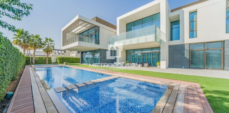 Villa de 8 dormitorios en District One, UAE No. 78823