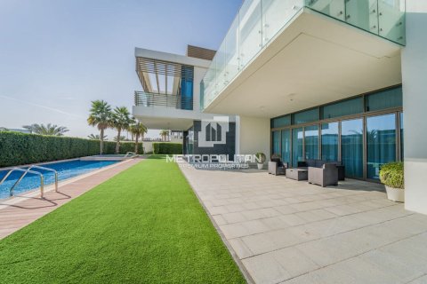 Villa de 8 dormitorios en District One, UAE No. 78823 31