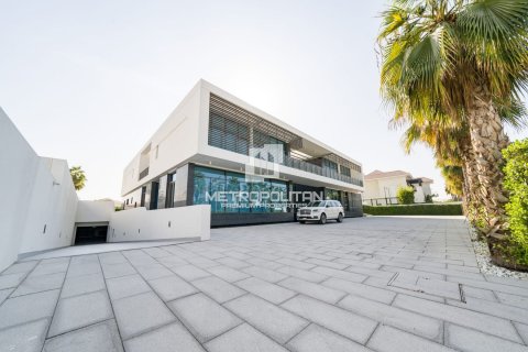 Villa de 8 dormitorios en District One, UAE No. 78823 29