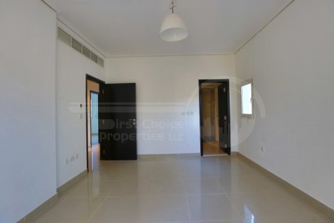 4 bedrooms Villa in Al Reef, UAE No. 12450 8