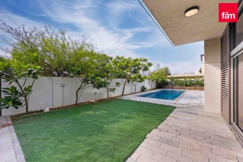 Villa de 5 chambres à Dubai, UAE No. 102648 4