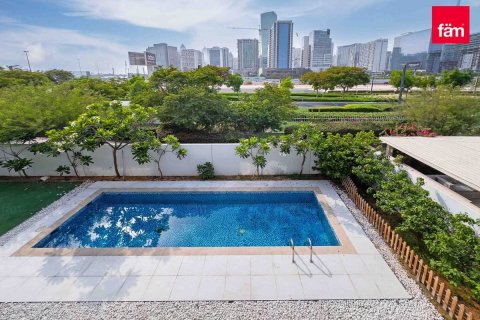 5 غرفة نوم  فيلا في دبي, الإمارات العربية المتحدة رقم 102648