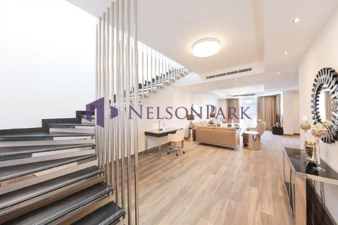 4 bedrooms Villa in Lusail, Qatar No. 57959 3