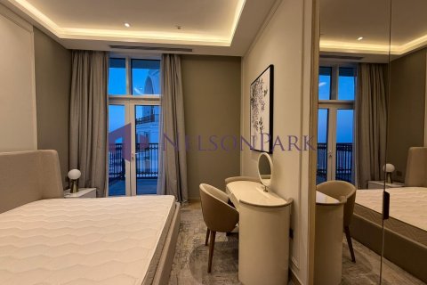 5 bedrooms Duplex in Doha, Qatar No. 57958 6