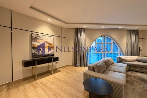 5 bedrooms Duplex in Doha, Qatar No. 57958 7