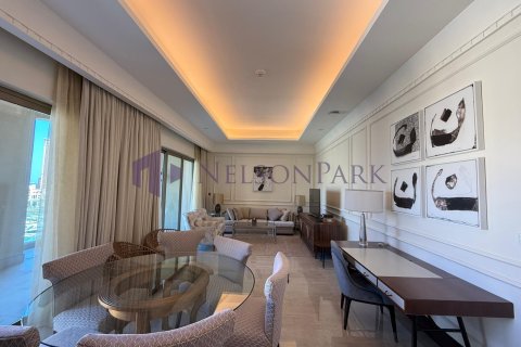 3 bedrooms Penthouse in Doha, Qatar No. 57956 2