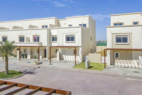 CONTEMPORARY VILLAGE  No. 69889