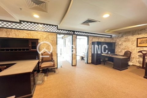 82m² Office in Business Bay, UAE No. 88439 6