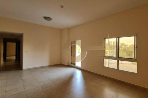 Apartment de 3 dormitorios en Dubai Land, UAE No. 101394 12