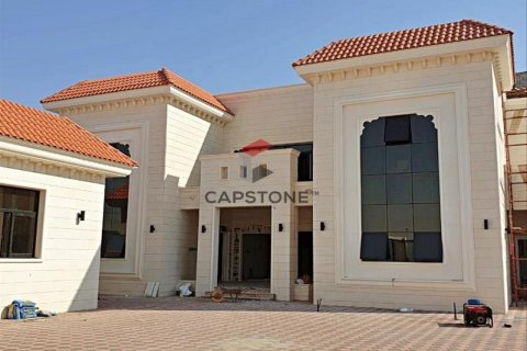 6 bedrooms Villa in Al Ain, UAE No. 86347 2