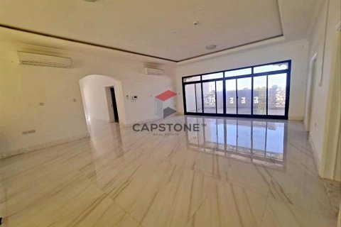 6 bedrooms Villa in Al Ain, UAE No. 86347 7