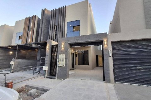5 bedrooms Apartment in Riyadh, Saudi Arabia No. 59917 1