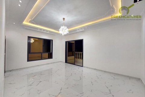 5 bedrooms Villa in Al Helio, UAE No. 28002 6