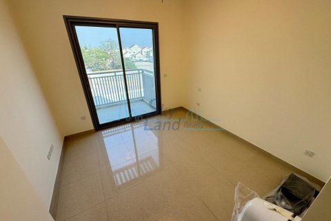 Villa de 3 dormitorios en Umm Suqeim, UAE No. 90927 6