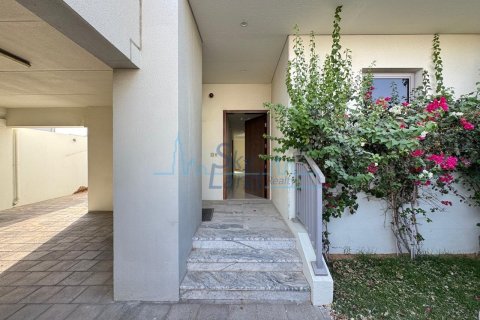 Villa de 3 dormitorios en Umm Suqeim, UAE No. 90927 17