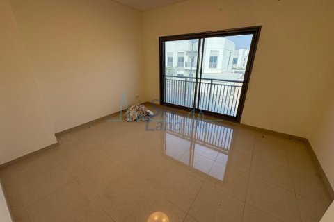 Villa de 3 dormitorios en Umm Suqeim, UAE No. 90927 7