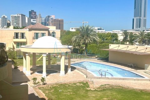 Villa de 4 dormitorios en Al Barsha, UAE No. 90929 13
