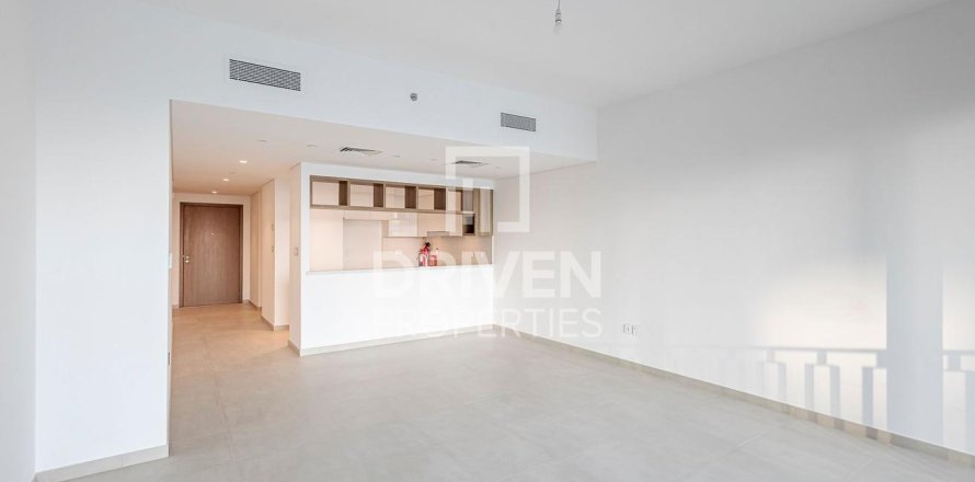 Apartment de 2 dormitorios en Downtown Views II, UAE No. 84300
