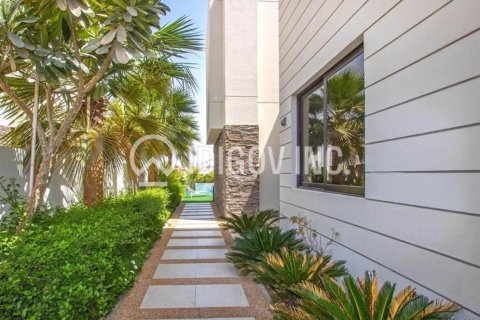 4 غرف نوم فيلا  رقم 106212 7