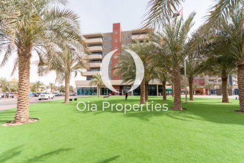 Квартира с 3 спальнями в Al Reef, ОАЭ №66598 1
