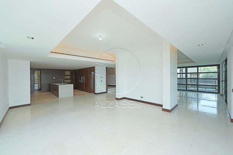 4 bedrooms Villa in Al Gurm, UAE No. 91123 5