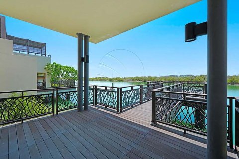 4 bedrooms Villa in Al Gurm, UAE No. 91123 13