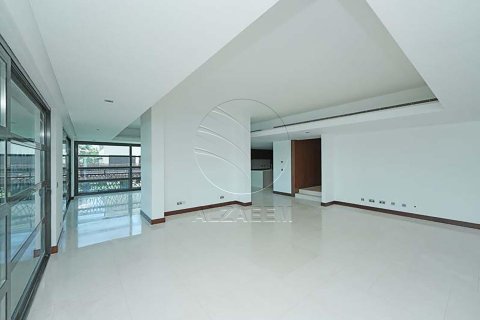 4 bedrooms Villa in Al Gurm, UAE No. 91123 7