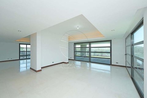 4 bedrooms Villa in Al Gurm, UAE No. 91123 6