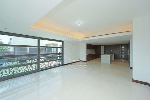 4 bedrooms Villa in Al Gurm, UAE No. 91123 18