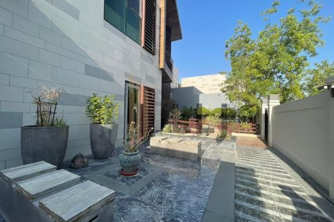 Villa de 5 dormitorios en Abu Dhabi, UAE No. 86960 8