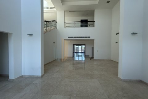 Villa de 5 dormitorios en Abu Dhabi, UAE No. 86960 5