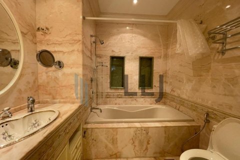 Villa de 5 dormitorios en Abu Dhabi, UAE No. 86960 16
