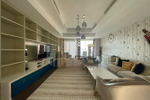 Villa de 5 dormitorios en Abu Dhabi, UAE No. 86960 15