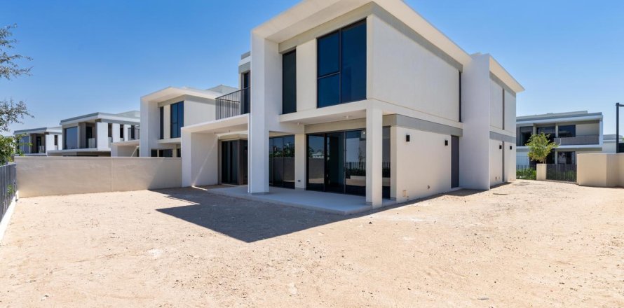 5 bedrooms Villa in Harmony, UAE No. 88421