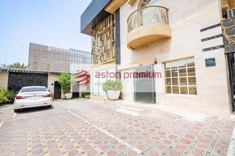 Land de 1222.6m² en Jumeirah, UAE No. 105100 35