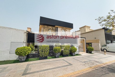 Land de 1222.6m² en Jumeirah, UAE No. 105100 39