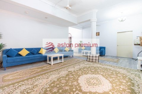 Land de 1222.6m² en Jumeirah, UAE No. 105100 6