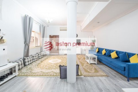 Land de 1222.6m² en Jumeirah, UAE No. 105100 1