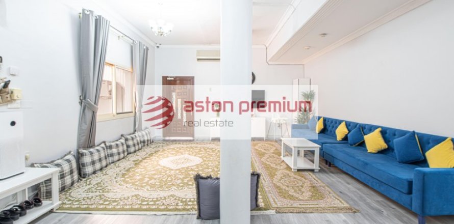 Land de 1222.6m² en Jumeirah, UAE No. 105100