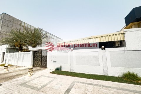 Land de 1222.6m² en Jumeirah, UAE No. 105100 37