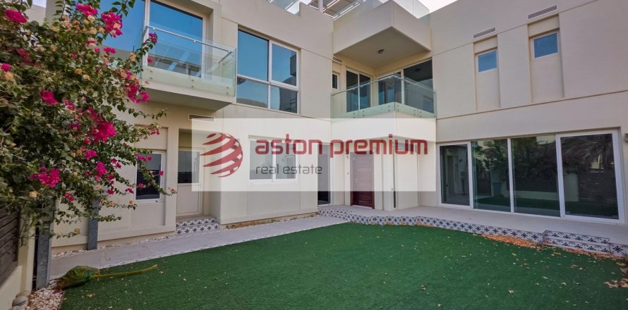 4 bedrooms Villa in The Sustainable City, UAE No. 105099
